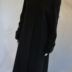 Dolce&Gabbana Black Wool Coat with Standing Collar and Velvet Trim Detail image 7