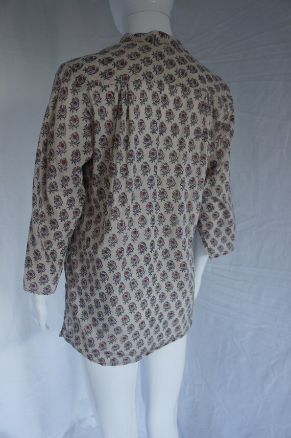 Anokhi Floral Grey Paisley Pintuck Blouse - image 5