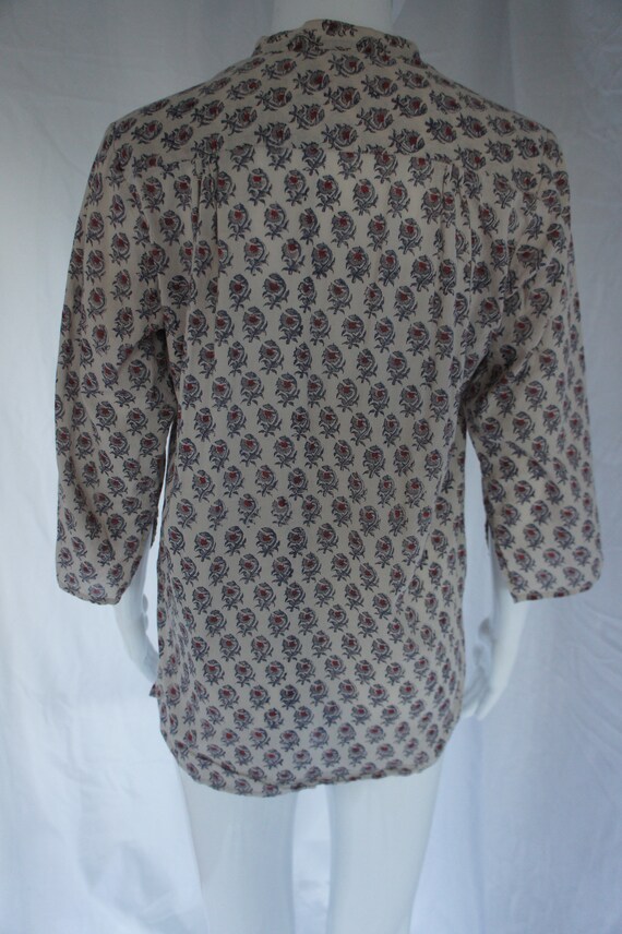 Anokhi Floral Grey Paisley Pintuck Blouse - image 6