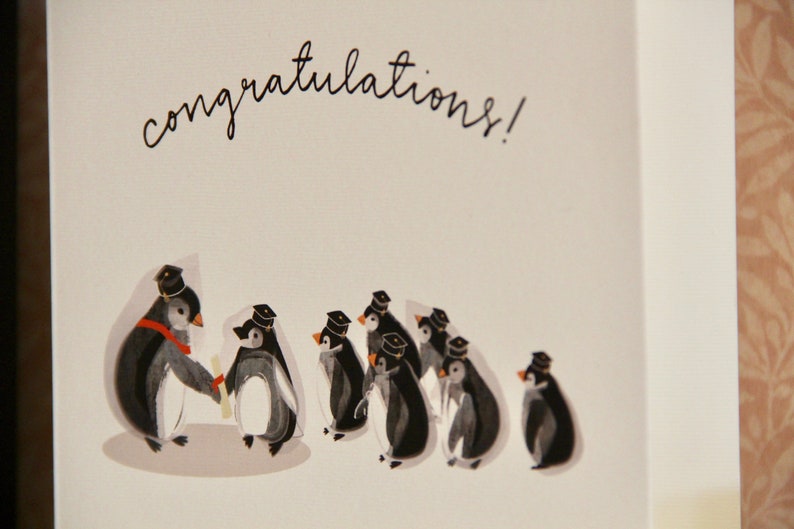 Carte Pingouin pour la cérémonie de remise des diplômes image 3