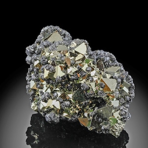Pyrite super shiny Crystals from Peru - Healing Crystals, Home Decor, Souvenir, Gifts