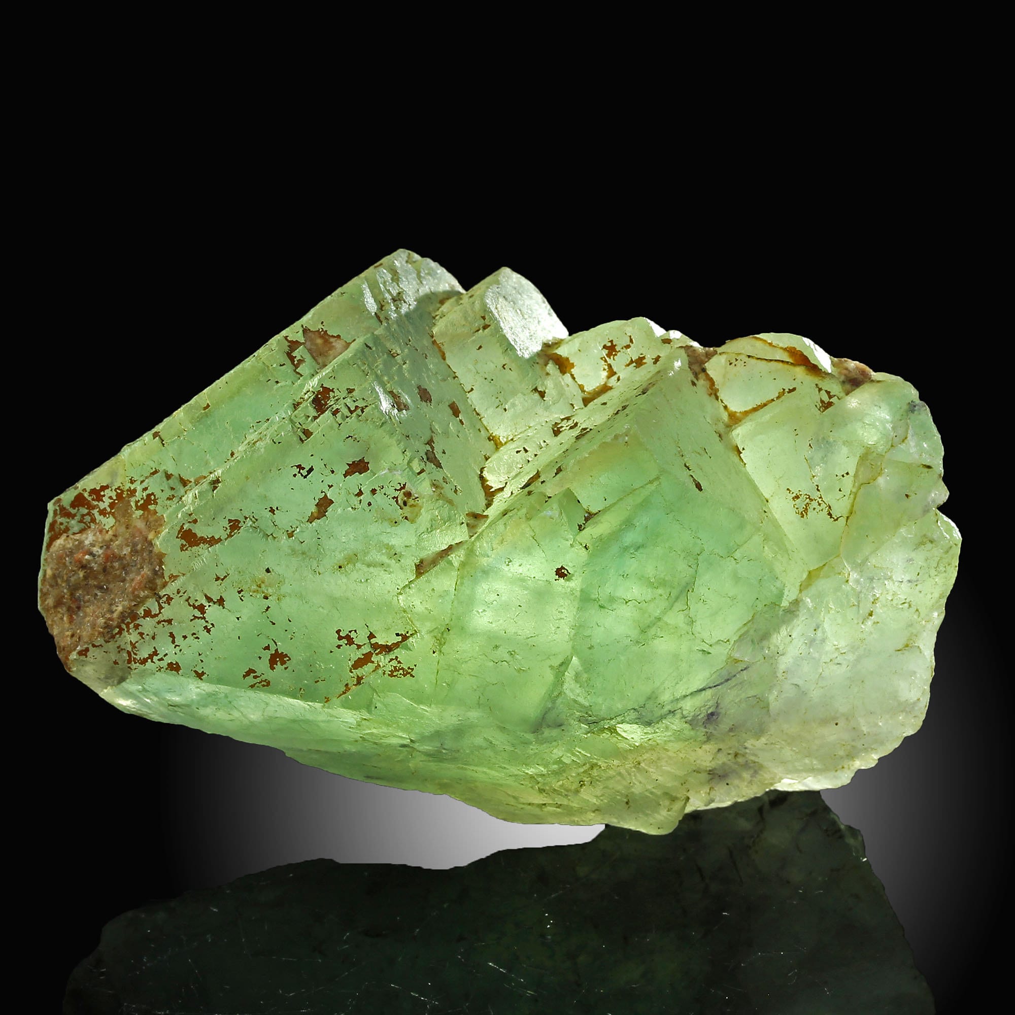 グリーンキュービックフローライト結晶 – ナミビア、オコルス鉱山