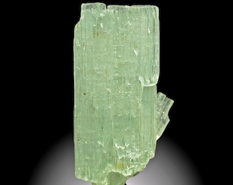 Cristal de berilo aguamarina – Región de Erongo, Namibia – Muestra mineral natural