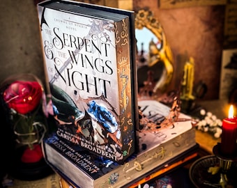 洋書 The Serpent & the Wings of Night The Serpent & the Wings of Night: The Nightborn Duet Book