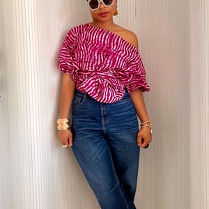 Top corto con spalle scoperte, top africano turchese, camicetta asimmetrica, camicetta con maniche a lanterna, camicia con maniche a palloncino, top corto con stampa africana