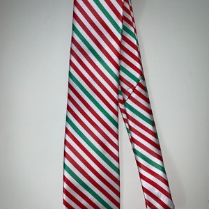 Christmas Holiday Red/Green Strips Necktie Excellent