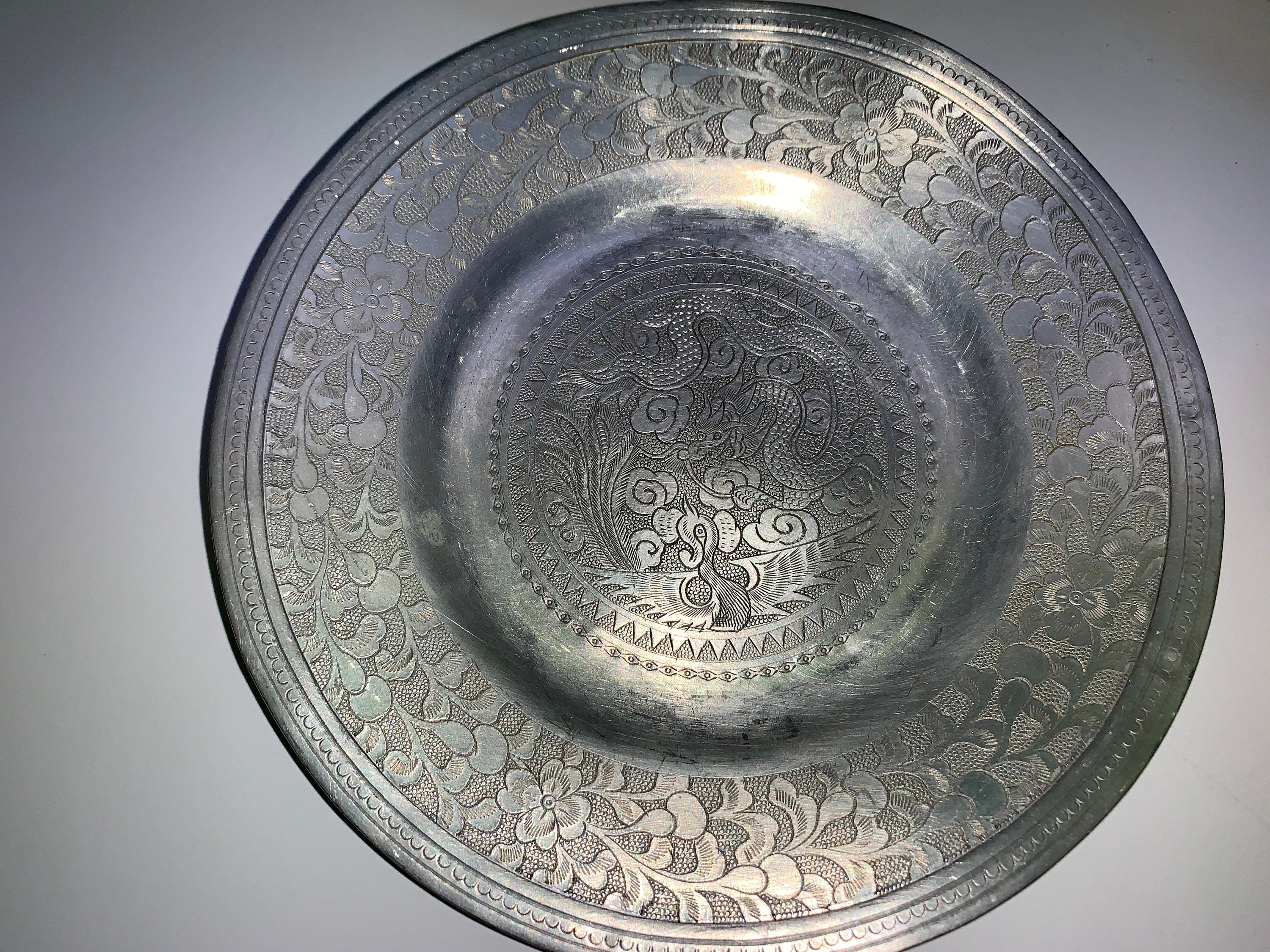 ヴィンテージ 美しい彫刻プレート 4枚セット コレクターズアイテム