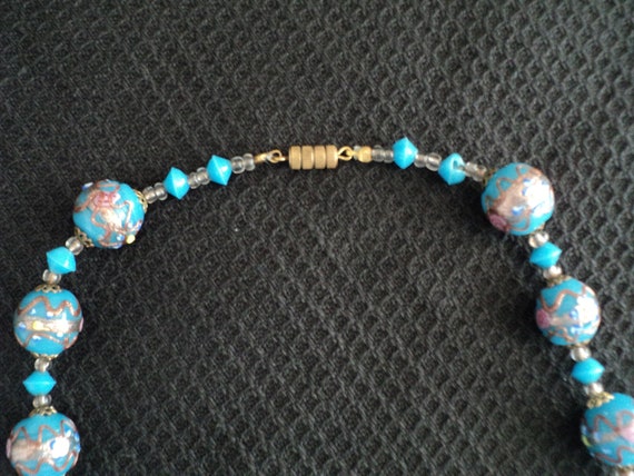 Vintage Rare Collectible Glass Beads Necklace - image 4