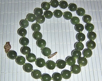 Antique Rare Vintage 14K Chinese Spinach Jade Necklace Excellent