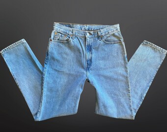 Levi’s Vintage 512 Jeans | High Rise | Slim Fit Straight Leg | Women’s 32” 14 | 32x44 Long