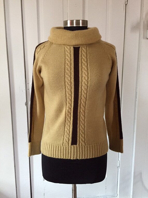 60s Jantzen Sweater Medium Mustard Yellow