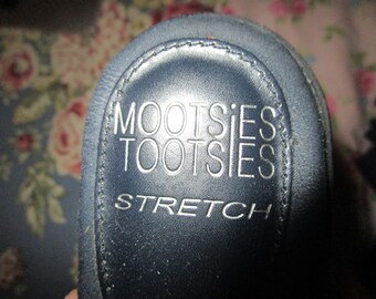Vintage Shoes Mootsies Tootsies Maroon Women/'s Flats Roped Cord Size 6 12 M