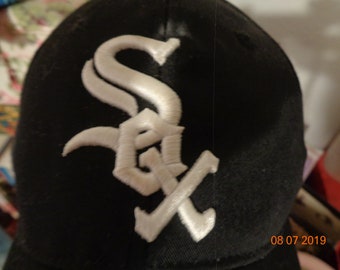 Chicago White Sox Ball Cap Hat Team MLB Adjustable in back