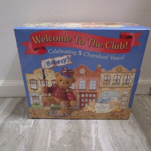 1999 The Cherished Teddies 5th Anniversary Club Kit