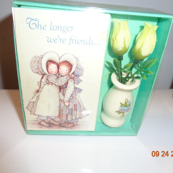 1982 Holly Hobbie Flowers Vase A.G.C. In Box