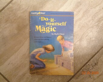 1987 Do It Yourself Magic Ruth Chew Scholastic Lucky Star Book