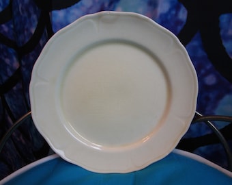Vintage Light Yellow 7 1/4 inch Plate