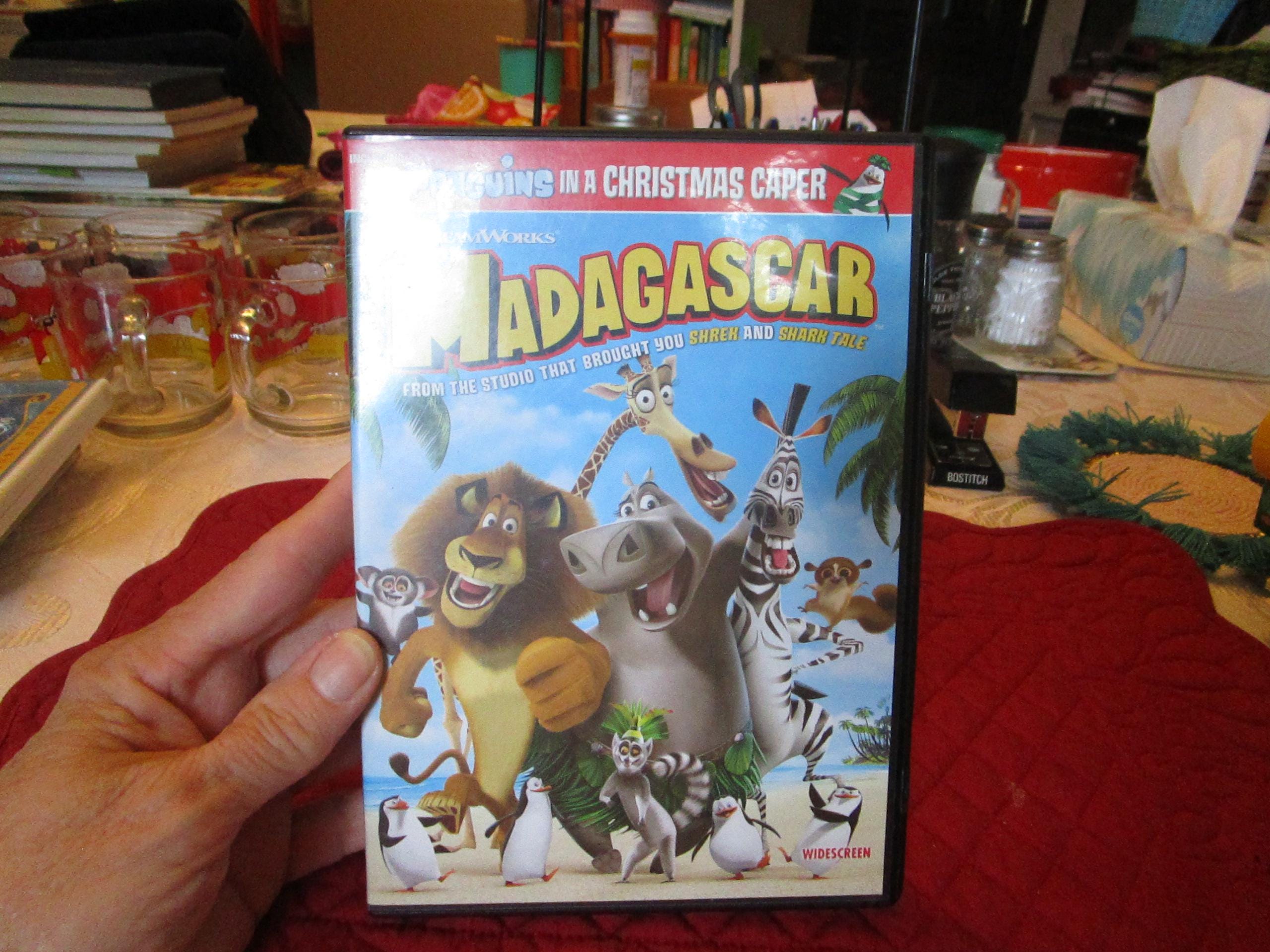 2005 Madagascar DVD Includes Penguins in a Christmas Caper Rated