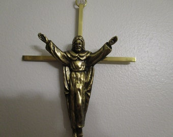 Vintage Gold Metal Crucifix