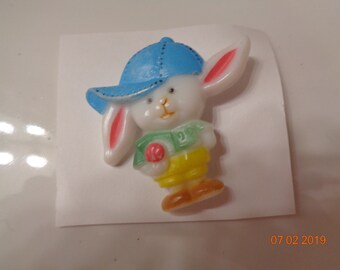 Vintage Easter Bunny Pin