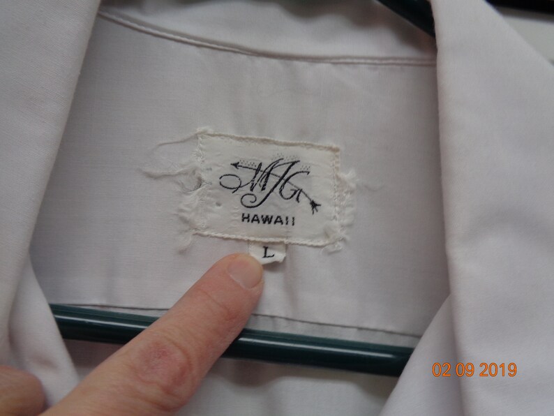 Vintage Sz Lg Mens White Linen Embroidered Shirt from Hawaii