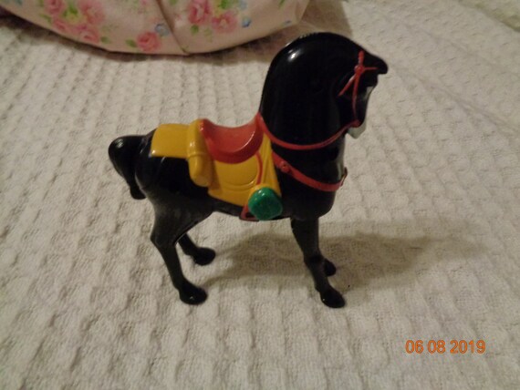 wind up horse toy
