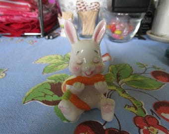 Vintage Porcelain Bunny Rabbit Holding Carrots for Easter Decoration Figurine