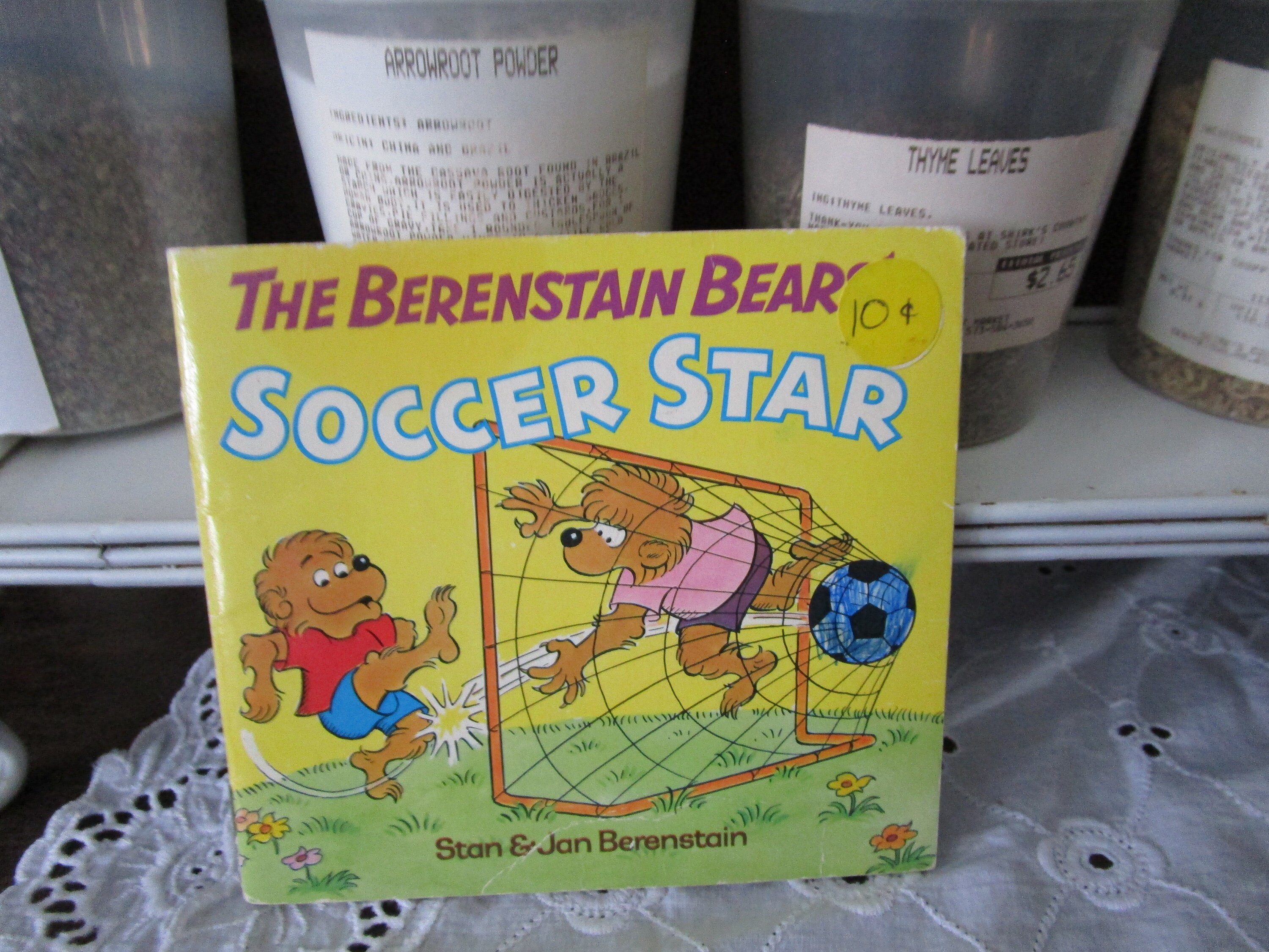 1983 the Berenstain Bears Soccer Star by Stan and Jan Berenstain SC ...