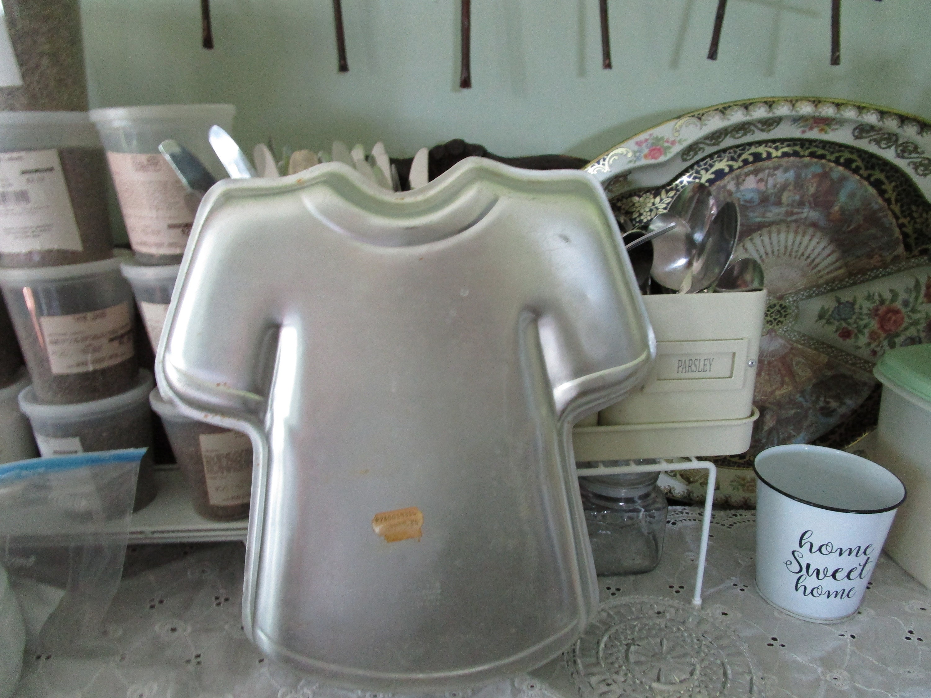 Female Torso Cake Pan 1998 Disney Winnie The Pooh 3d Stand Up Cake