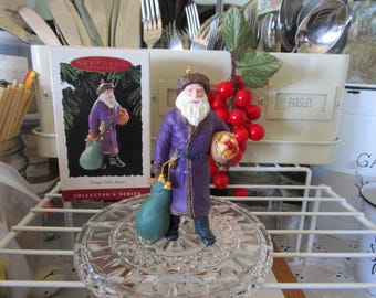 1995 Hallmark Keepsake Ornament Merry Olde Santa Collectors Series with box