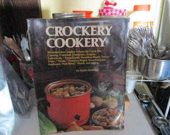 1975 Crockery Cookery Cookbook