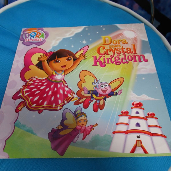 Vintage Dora the Explorer Dora Saves Crystal Kingdom SC Book