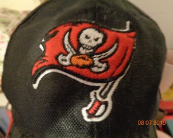 Vintage Tampa Bay Buccaneers Hat | Etsy 