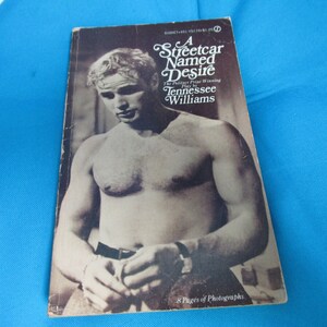 1947 A Streetcar Named Desire Signet SC Book 8 pages of photographs The Pultizer Prize Winning Play by Tennessee Williams