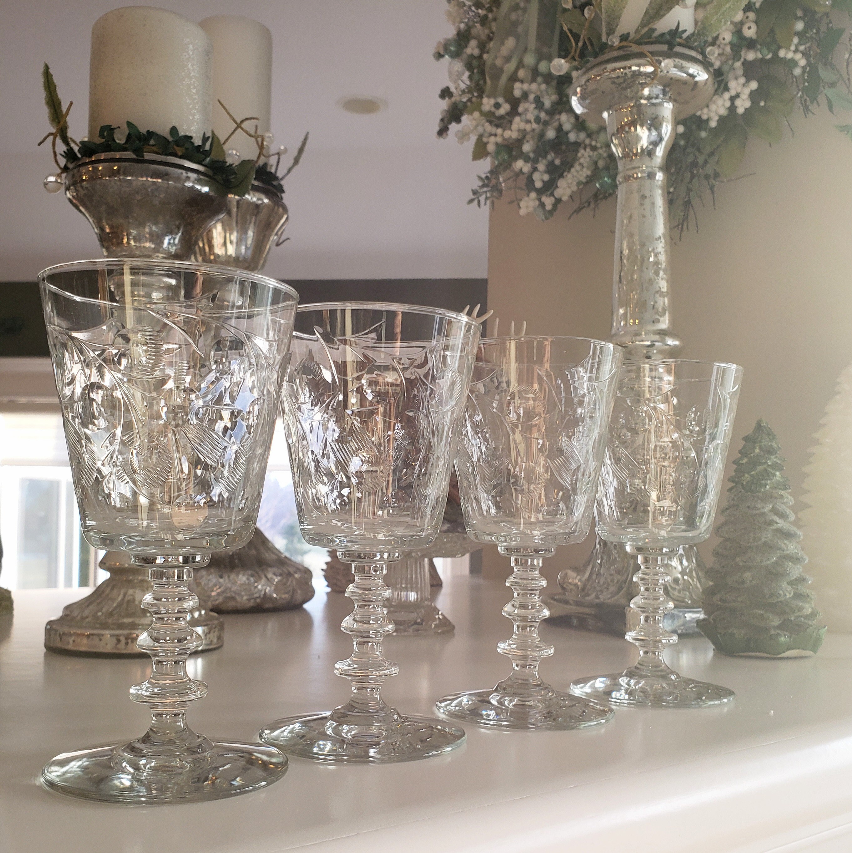 4 Vintage 1940s libbey Rock Sharpe 'charm' Crystal Three Ring Wafer