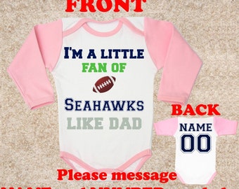 Je suis un fan comme papa des Seahawks, personnalisé NOM NOM NUMÉRO Body bébé vêtements enfants tout-petits bébé fille vêtements enfant