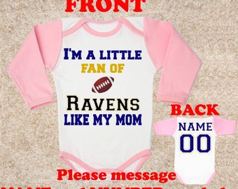 Je suis un fan comme MOM Ravens maman personnalisée NOM NUMÉRO bébé body body vêtements enfants tout-petit bébé fille vêtements enfant