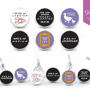 NEU! FREUNDE 108 personalisierte Kuss Schokolade Aufkleber | Freunde Hochzeit | Benutzerdefinierte Etiketten | Freunde TV-Sendung | Gastgeschenke | 19 mm runde Etiketten