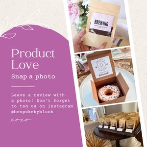 K&ouml;nnte beinhalten: Ein Set aus drei braunen Papier-Geschenkboxen mit wei&szlig;em Text. Die erste Box hat den Text "Brewing" und "Bride's Baby Shower". Die zweite Box hat den Text "I Can't Wait to Say I Do! But Who Will Be In My Bridesmaid?" mit einer Donut-Grafik. Die dritte Box ist leer.