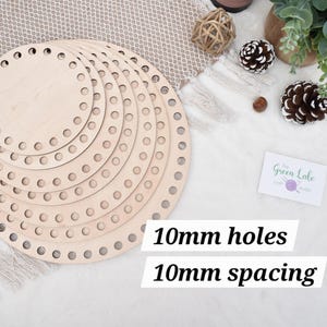 Birch Plywood Crochet Basket Base: 10mm Holes, Round Wood Bottom