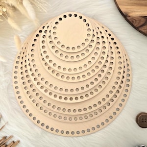 Circular con agujeros de 8 mm. Bases de madera para hacer cestas. Apto para hilo de camisetas / cordón de 5-7 mm. Varios tamaños.