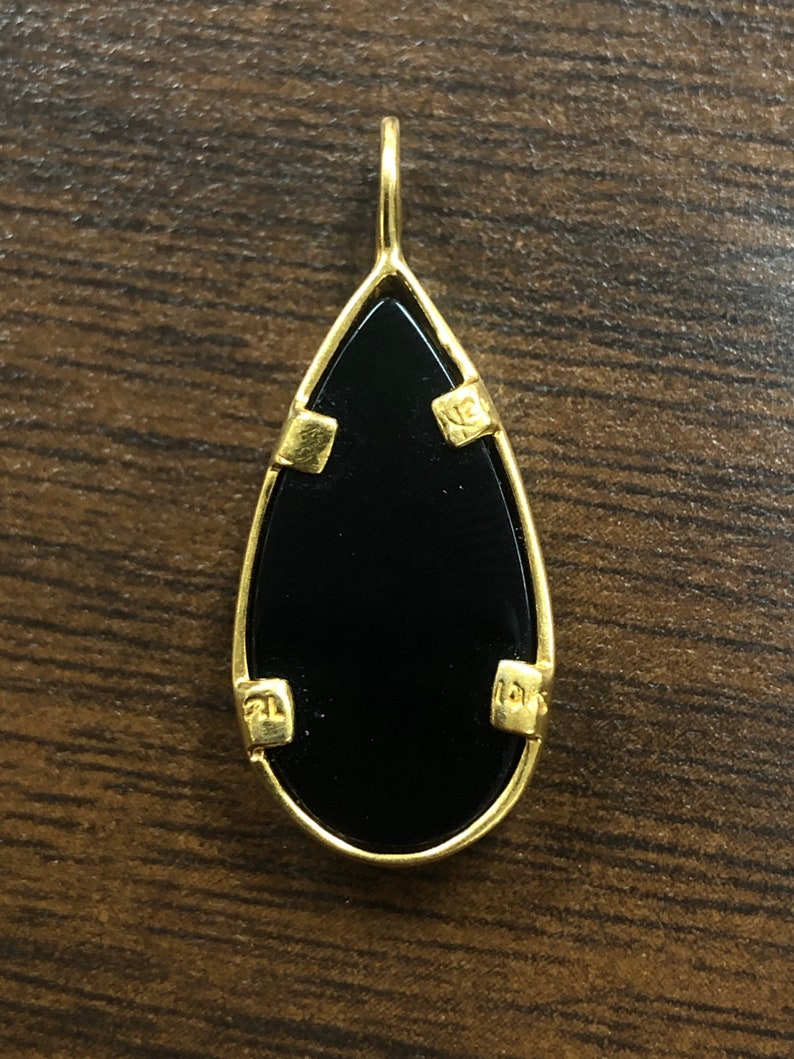 Vintage Gorgeous 10K12K Yellow /& Rose Gold Teardrop Black Onyx Leaf Pendant