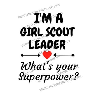 K&ouml;nnte beinhalten: Schwarz-wei&szlig;es Textbild mit einem roten Herzen. Der Text lautet "Ich bin ein Girl Scout Leader. Was ist deine Superkraft?"