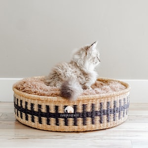 Woven Cat & Small Dog Bed Basket | Cat Basket | Handmade Dog Bed | Comfortable Cat Bed | Wicker Dog Bed | African Cat Bed | Natural Pet Bed