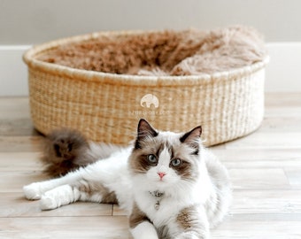 Woven Cat & Small Dog Bed Basket | Cat Basket | Handmade Dog Bed | Comfortable Cat Bed | Wicker Dog Bed | African Cat Bed | Natural Pet Bed