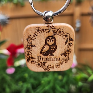 Personalized Wood Keychain Name Engraved With Pet of Your Choice Real Wood High Quality Keychain Customizable Thoughtful Gift All Occasions