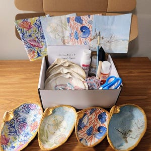 DIY Decoupage Clam Shell Kit | Coastal Seashell Craft Kit with Ocean Napkins, Mod Podge, Paints & Tools | Beach Decor Art Project