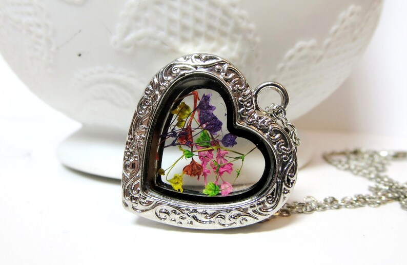 Birth Month Flower Necklace Birth Flower Pressed Flower Etsy