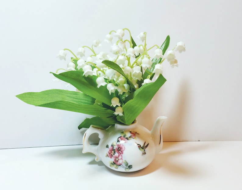bridal bouquet Lily of the valley bouquet vine,Bridal Hair Vine flowers lily of the valley Bridesmaids hair comb