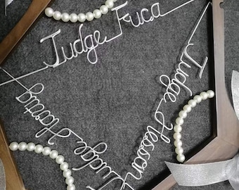 Cintre décoratif en perles, Cintre pour mariée, Cintre de mariage personnalisé, Cadeau de mariage, Cintre de mariage, Cintre pour prénom
